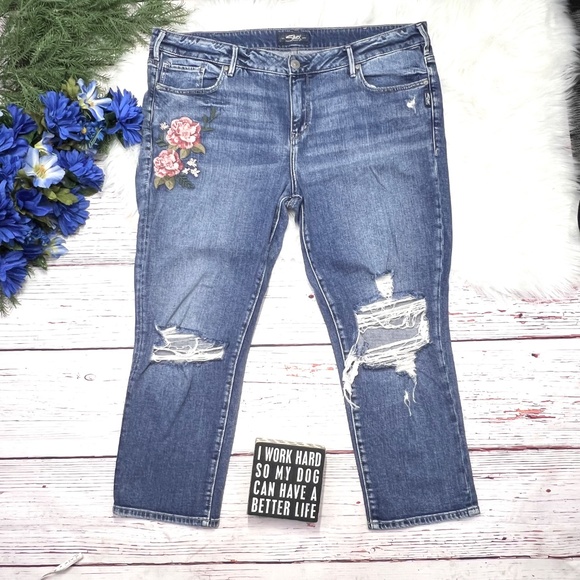 👖|•SILVER JEANS•| Mazy Slim Crop Floral Embroidered Jeans Size 20/L25👖 - Picture 2 of 10